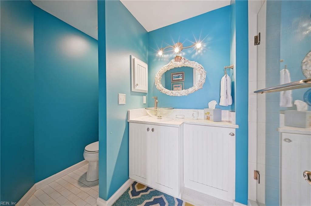 417 Harbour Pt Property Photo 23