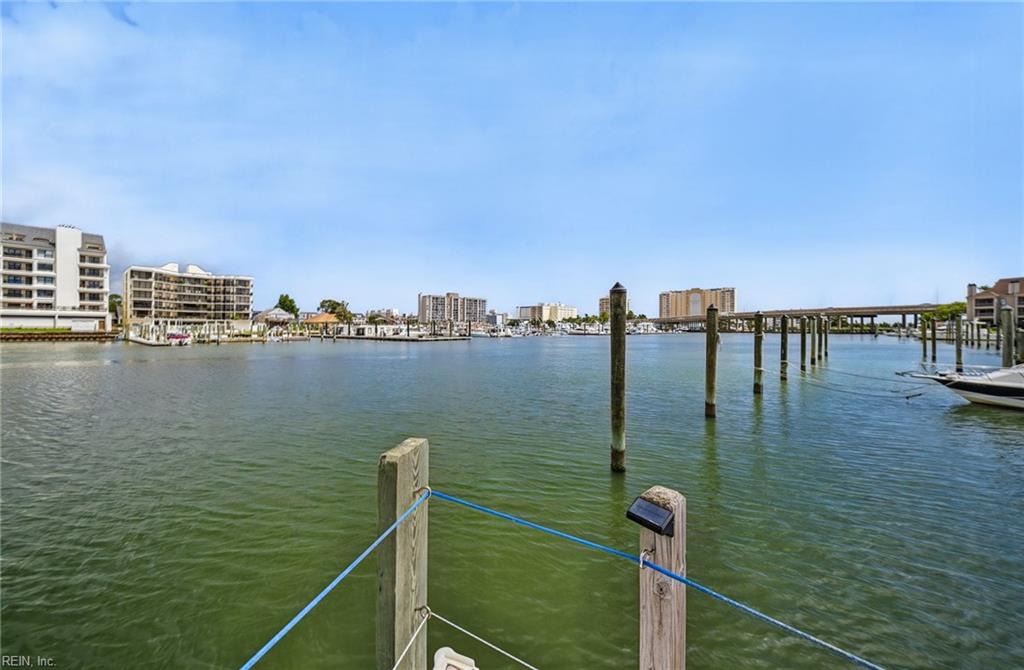 417 Harbour Pt Property Photo 28