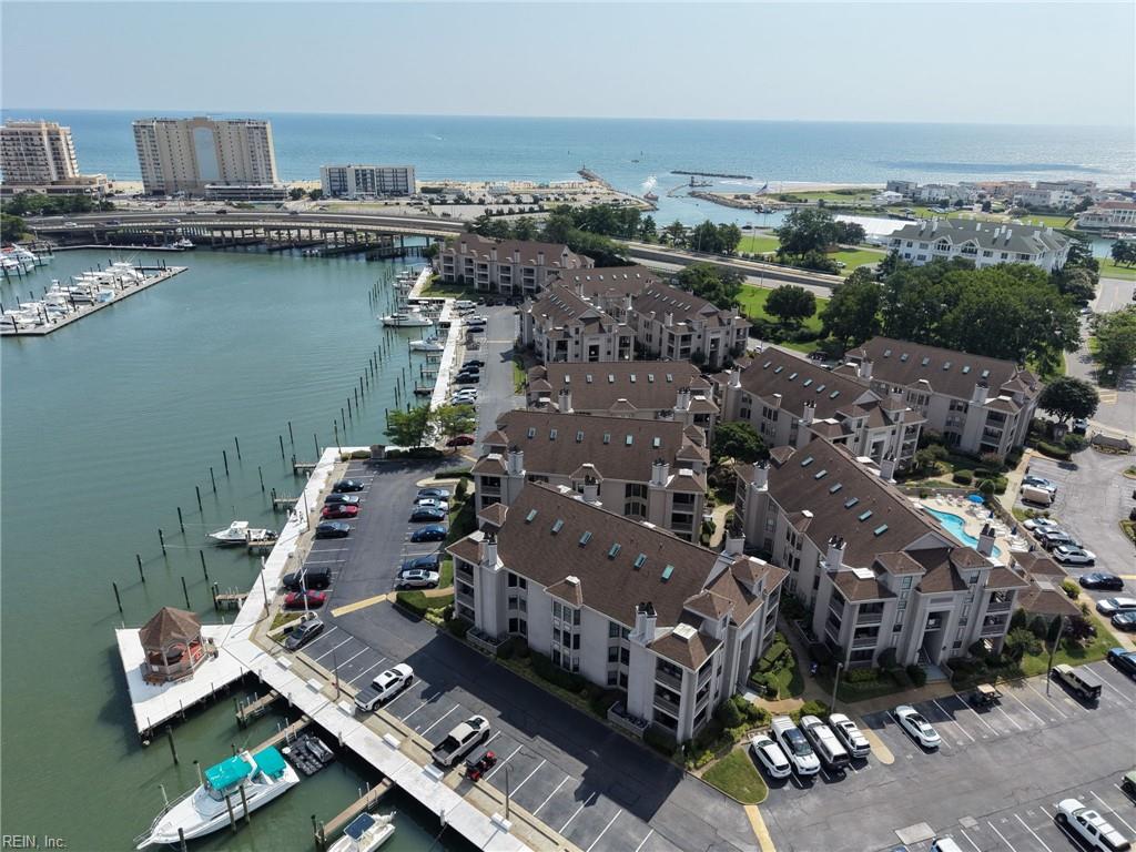 417 Harbour Pt Property Photo 32