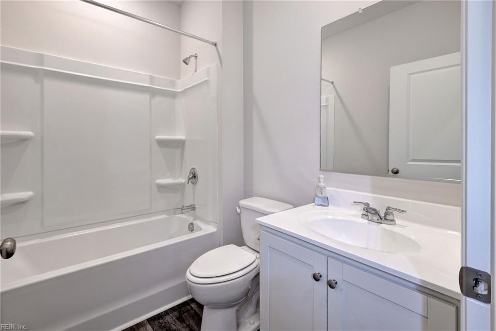 8685 Thomas Jefferson Way Property Photo 18