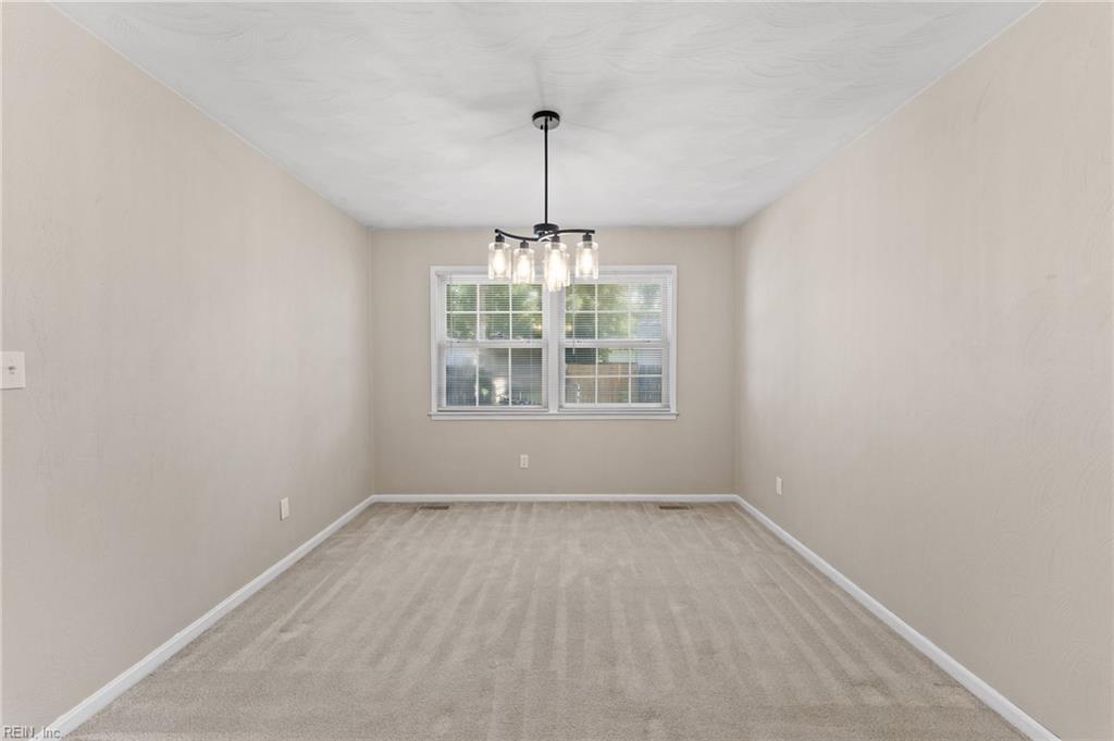 105 Kove Dr Property Photo 6
