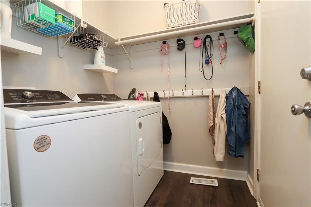 1805 Clearwater Ct Property Photo 15