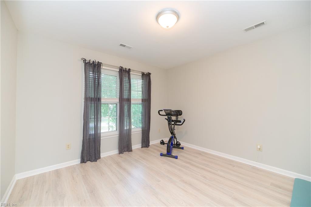 1805 Clearwater Ct Property Photo 33