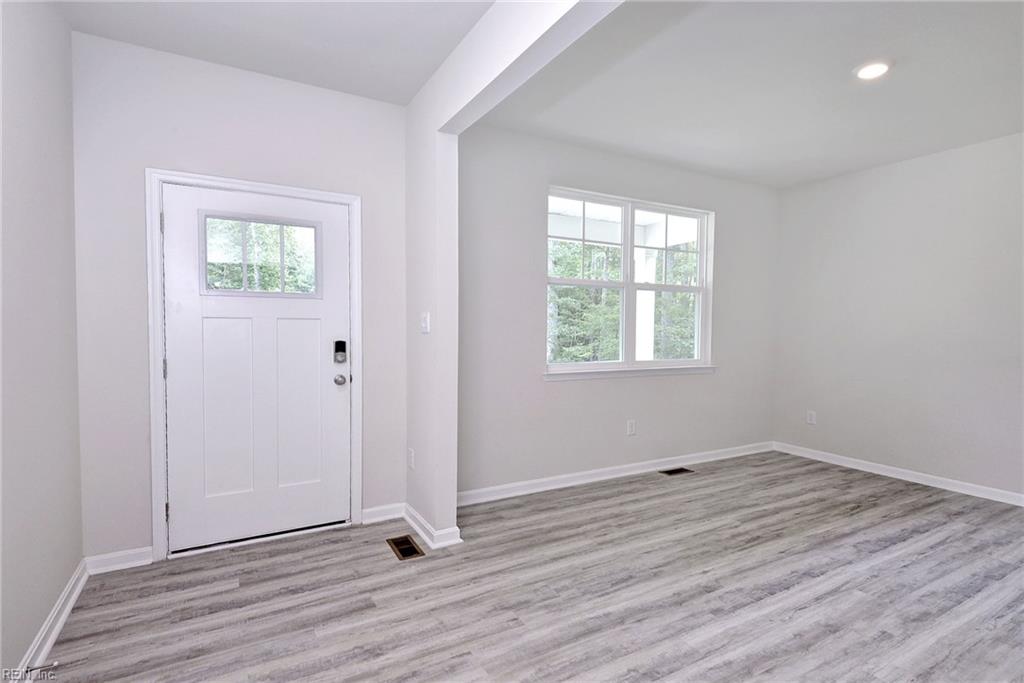 7602 Patriots Way Property Photo 4