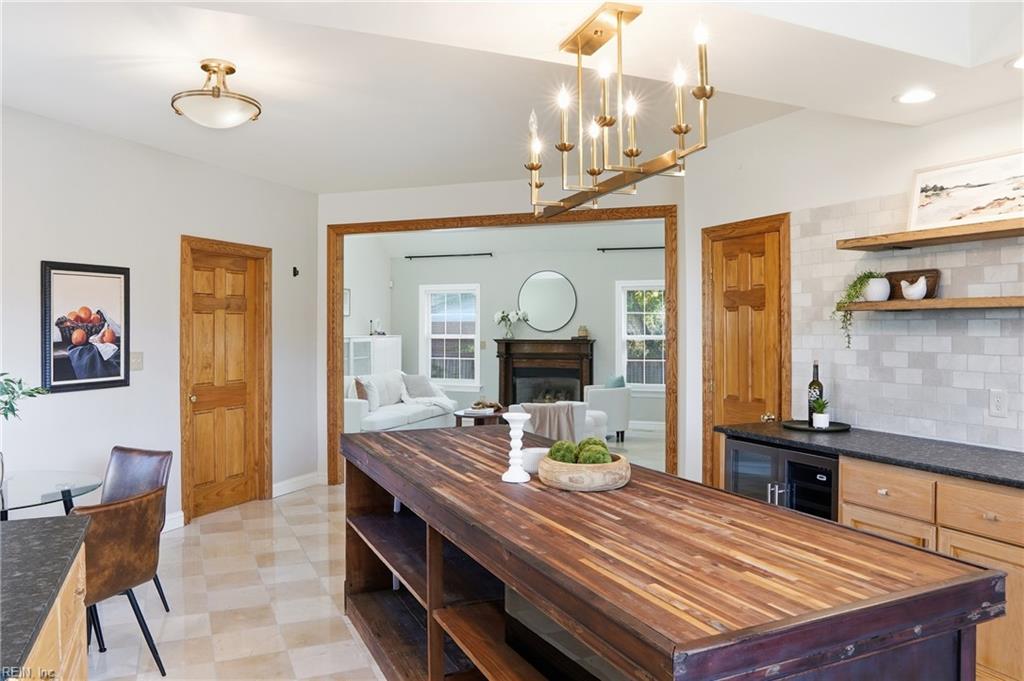 1700 Maze Hill Mews Property Photo 8
