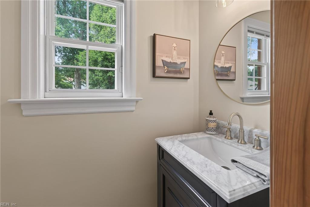 1700 Maze Hill Mews Property Photo 18