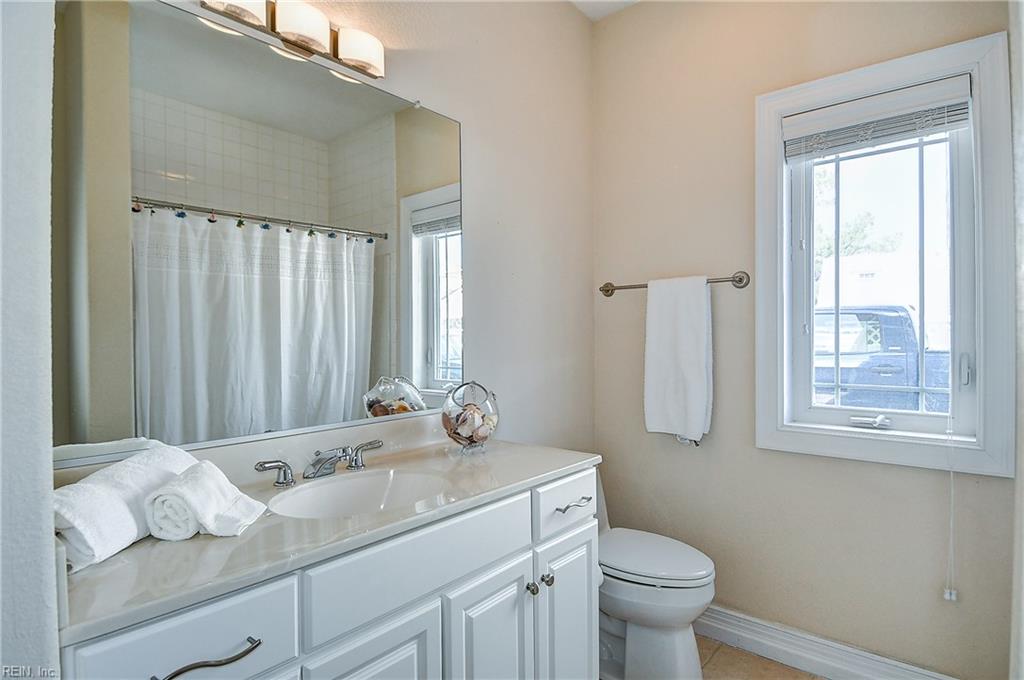 5512 Holly Rd Property Photo 12