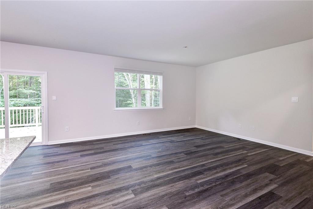 7785 Patriots Way E Property Photo 11
