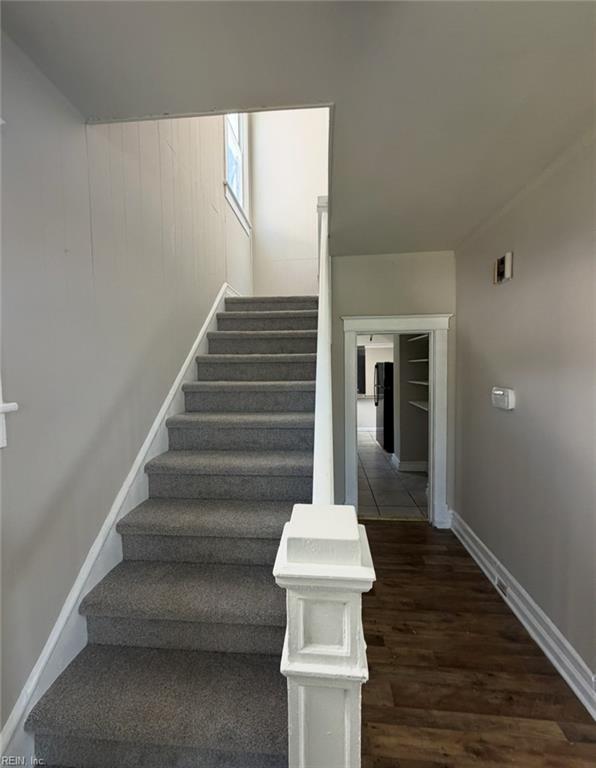 2510 Marshall Ave Property Photo 10