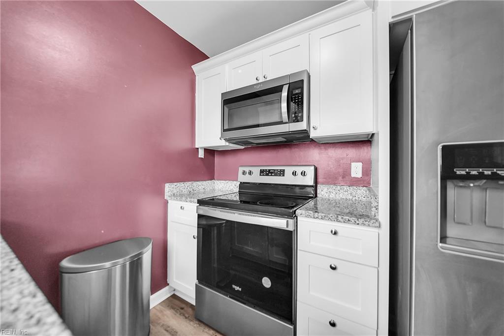 1935 N Lakeland Dr Property Photo 10