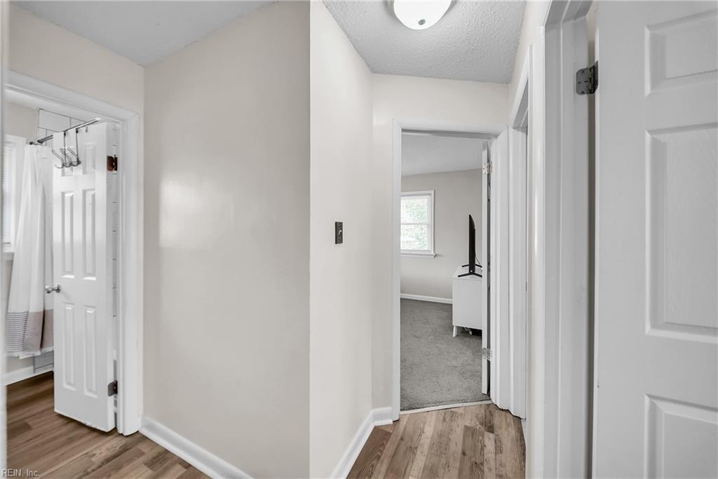 1935 N Lakeland Dr Property Photo 12