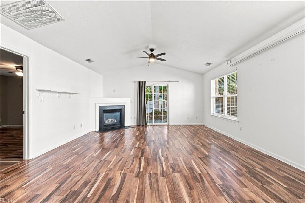 5053 Huntclub Chse Property Photo 7