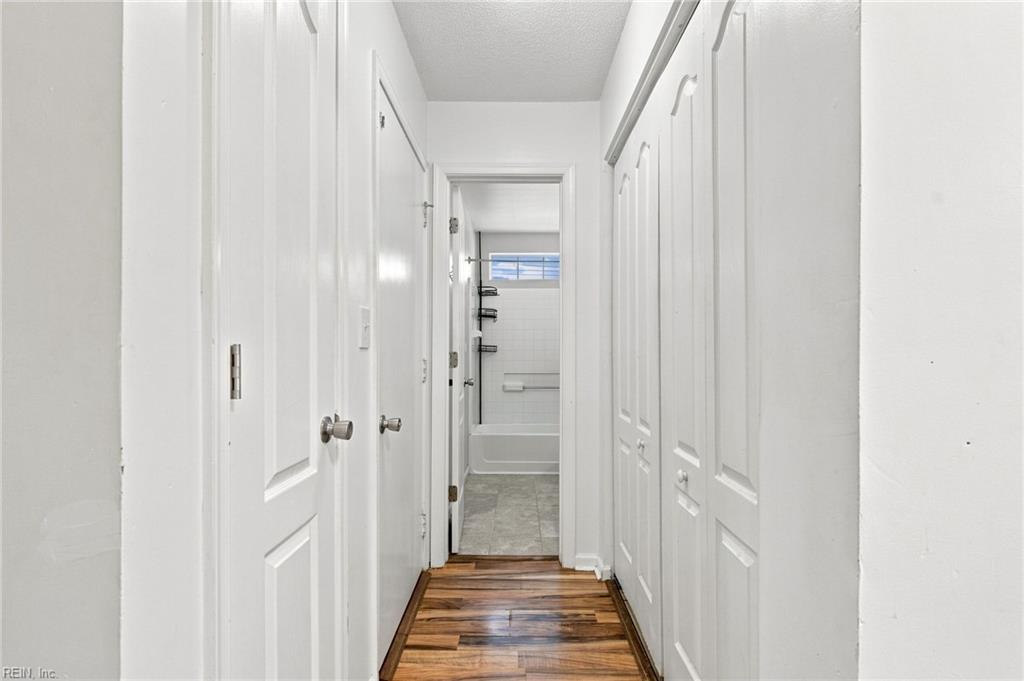 5053 Huntclub Chse Property Photo 17