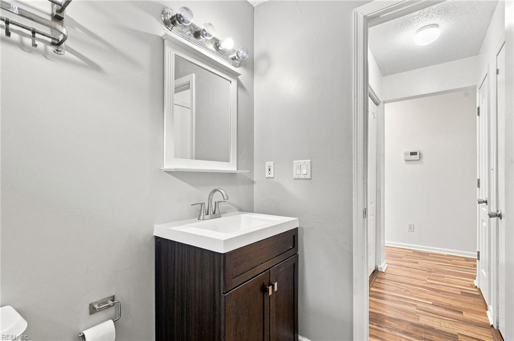 5053 Huntclub Chse Property Photo 27