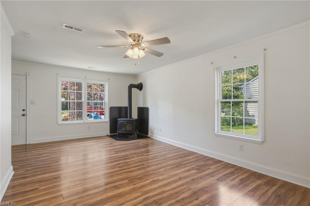 1412 Nightingale Way Property Photo 2