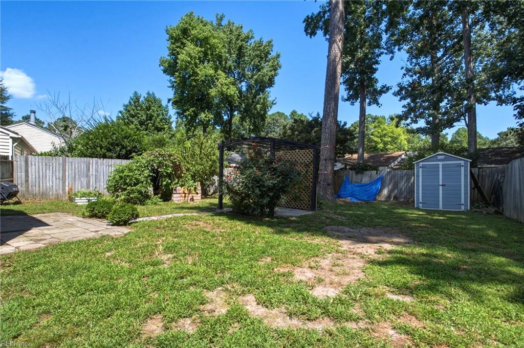 1412 Nightingale Way Property Photo 5
