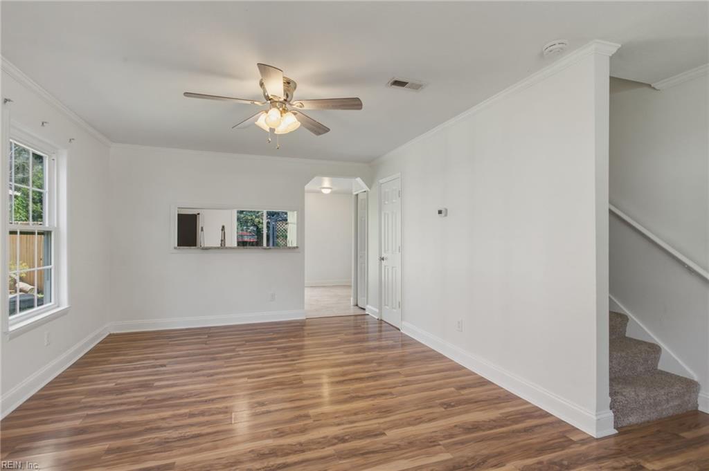 1412 Nightingale Way Property Photo 9