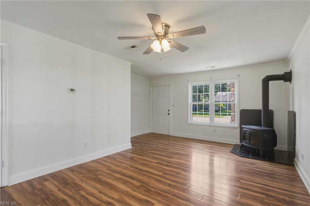 1412 Nightingale Way Property Photo 10