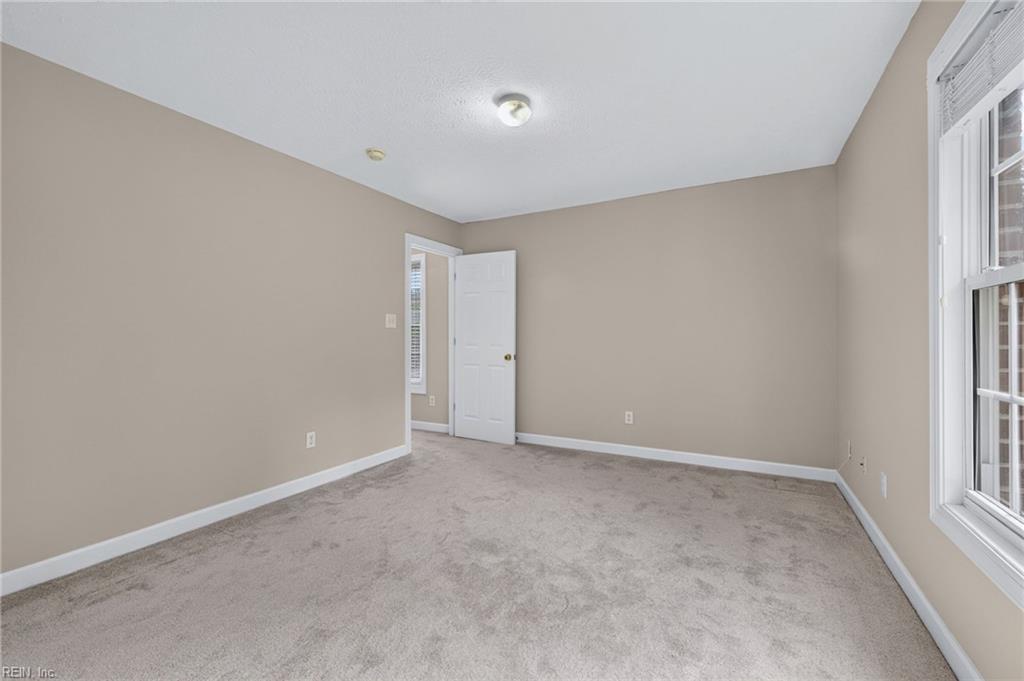 214 Denise Dr Property Photo 34