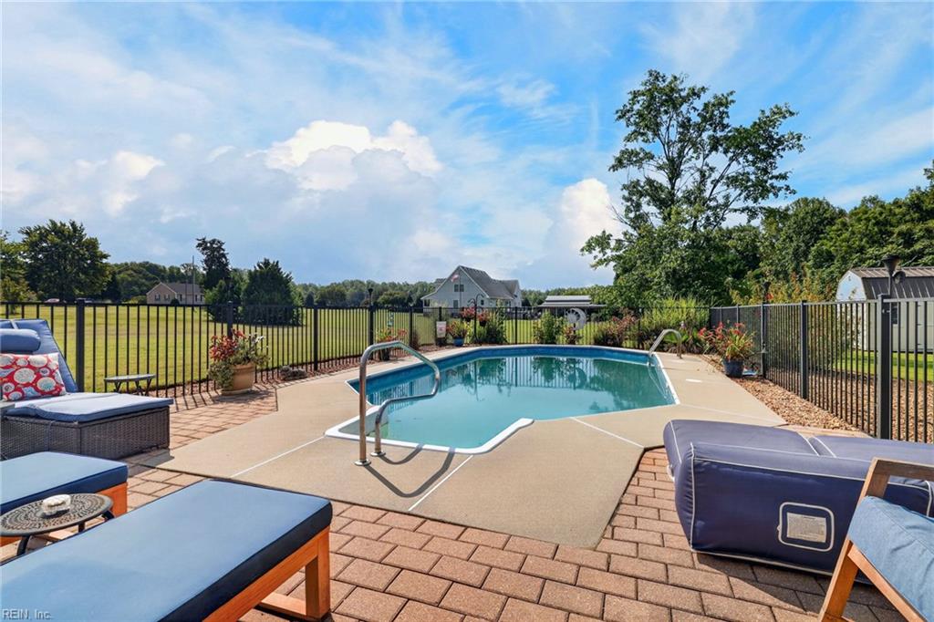 13134 Shiloh Dr Property Photo 3