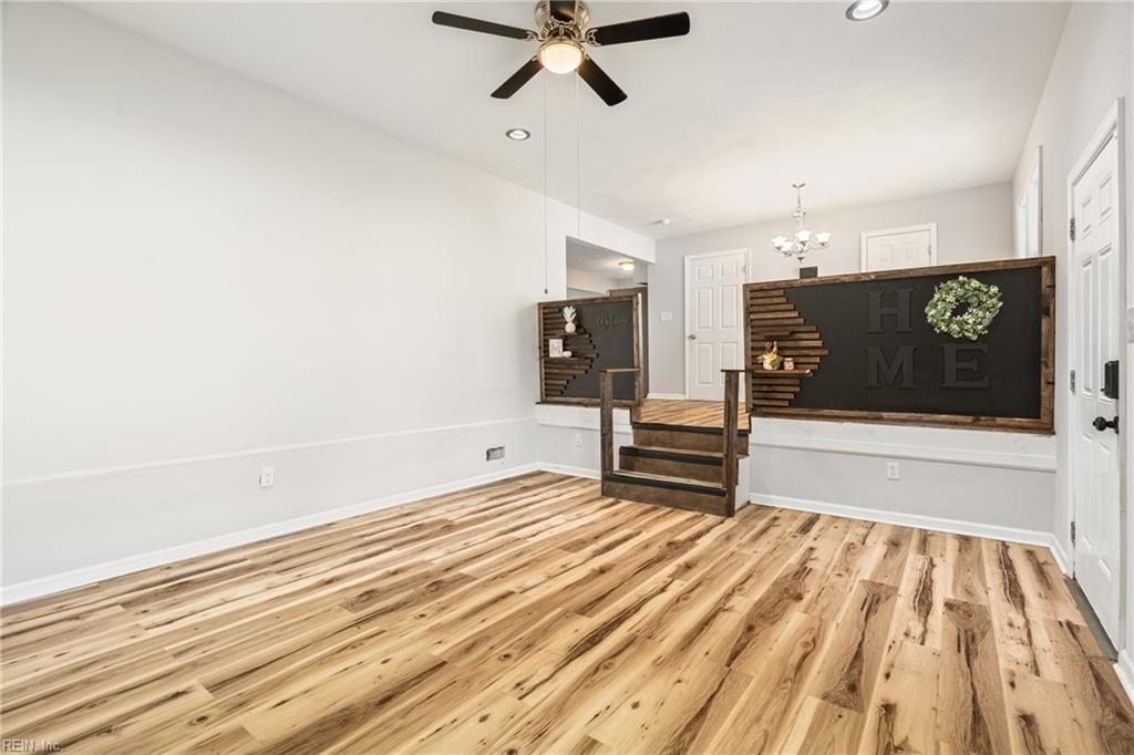 6608 Glenoak Dr Property Photo 17