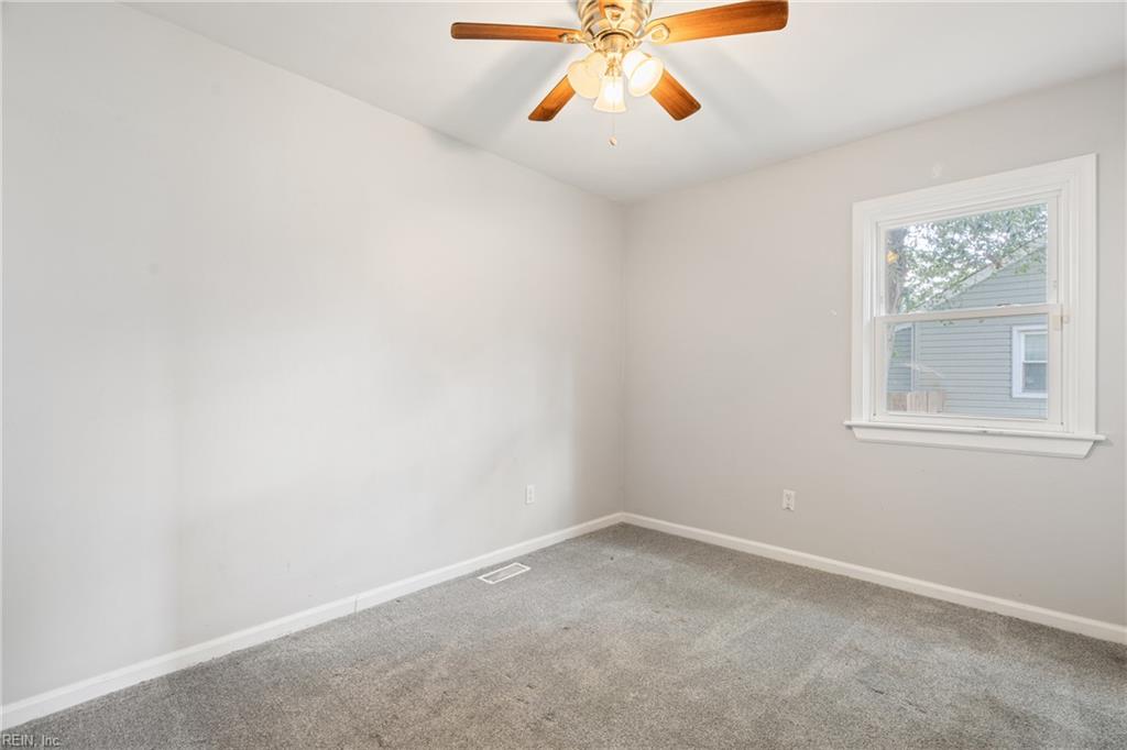 6608 Glenoak Dr Property Photo 20