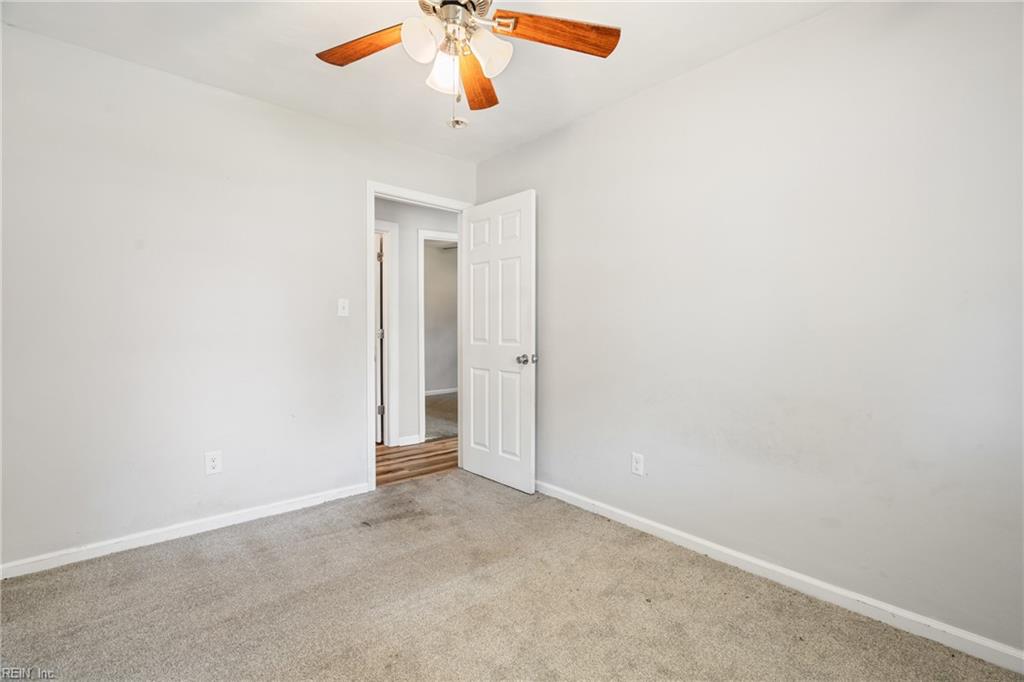 6608 Glenoak Dr Property Photo 24