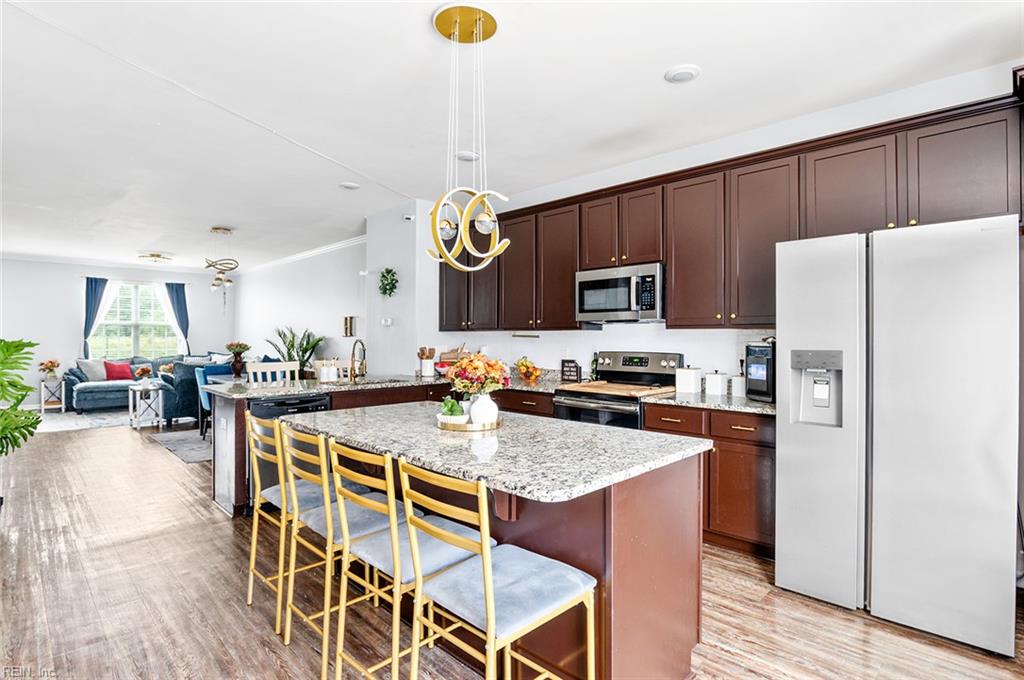 128 Daybeacon St Property Photo 7