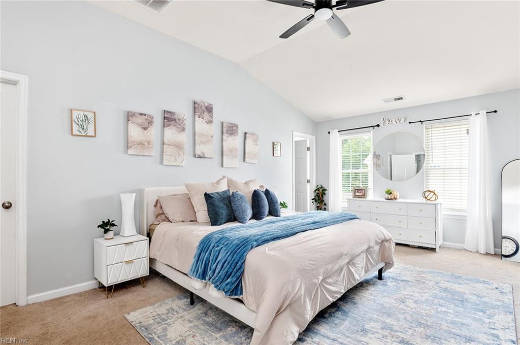 128 Daybeacon St Property Photo 12