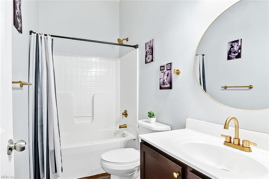 128 Daybeacon St Property Photo 16