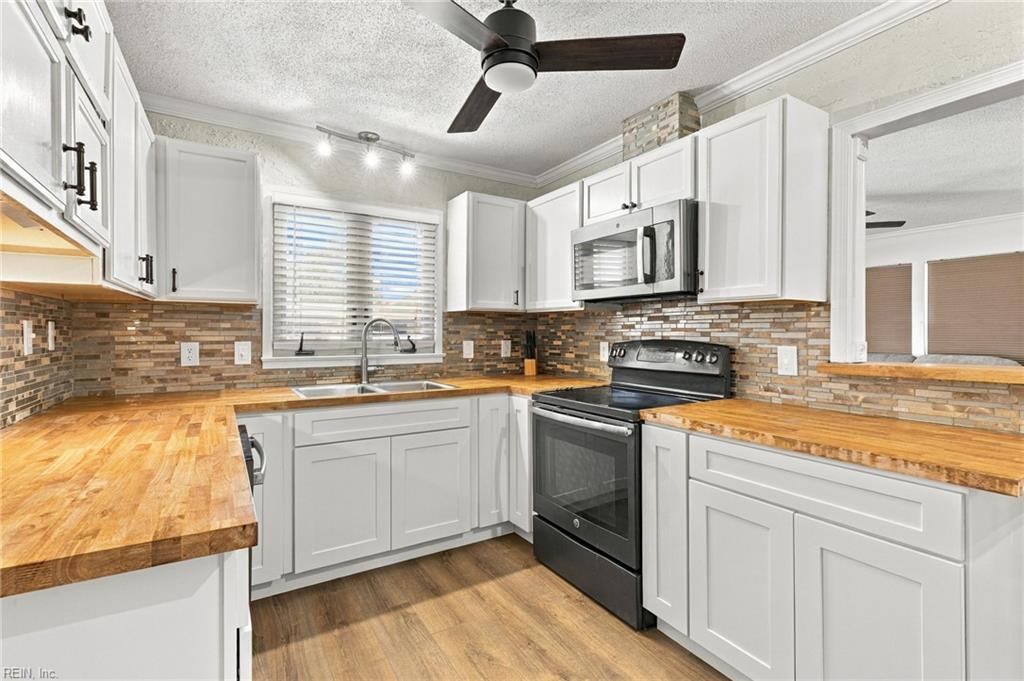 316 Londonshire Ter Property Photo 6