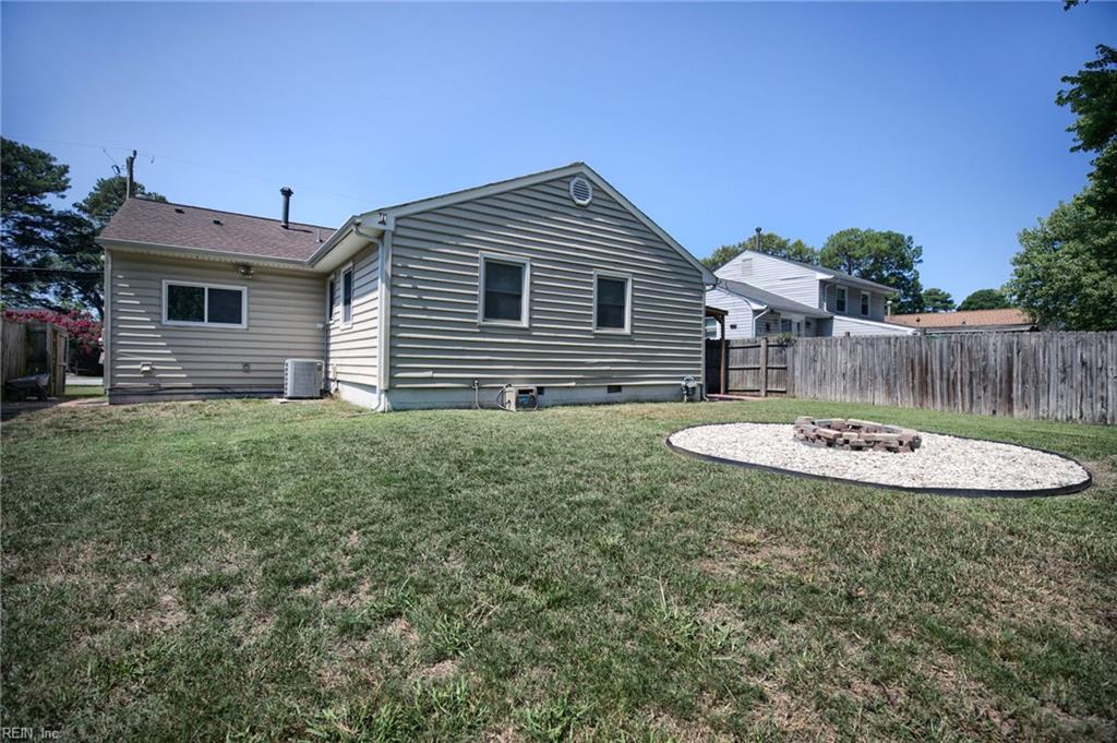 316 Londonshire Ter Property Photo 18