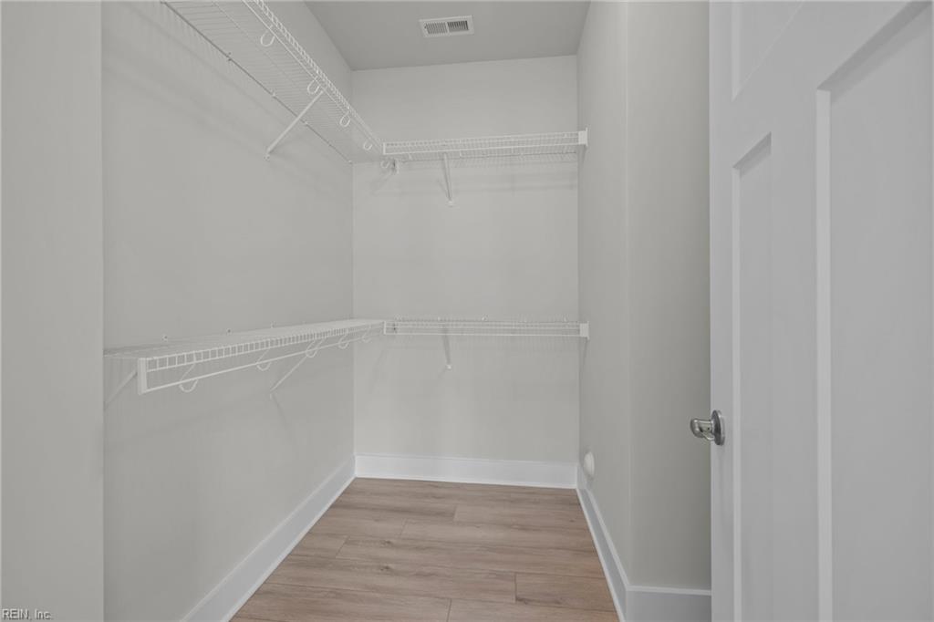 4402 Battery Blvd Property Photo 9