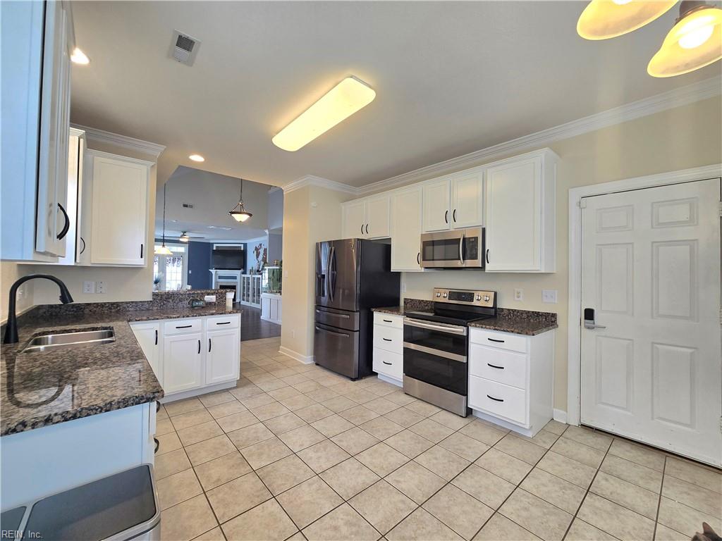 1349 Myrica Pl Pl Property Photo 9