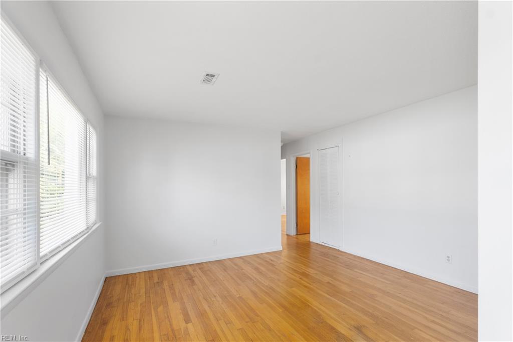 612 N Hope St Property Photo 7
