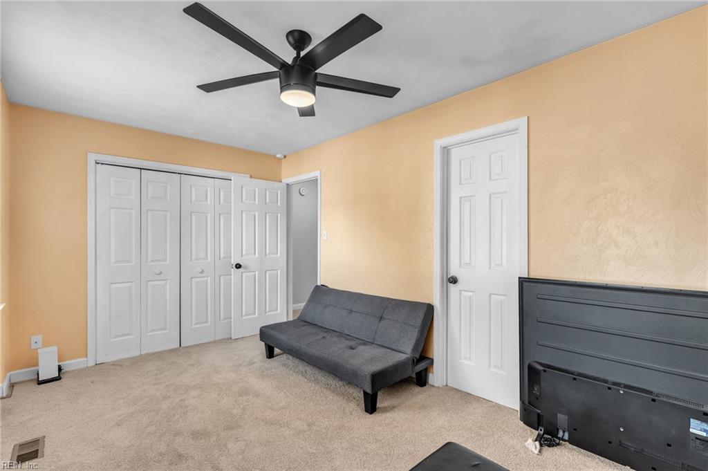 3241 Yellow Pine Cres Property Photo 20