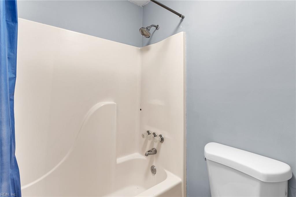 3241 Yellow Pine Cres Property Photo 23