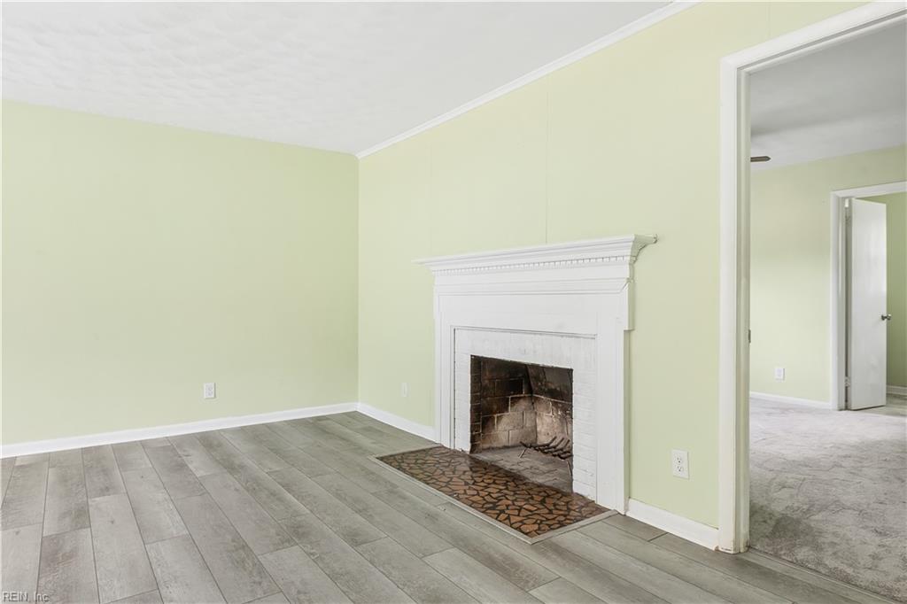 618 72nd St Property Photo 5