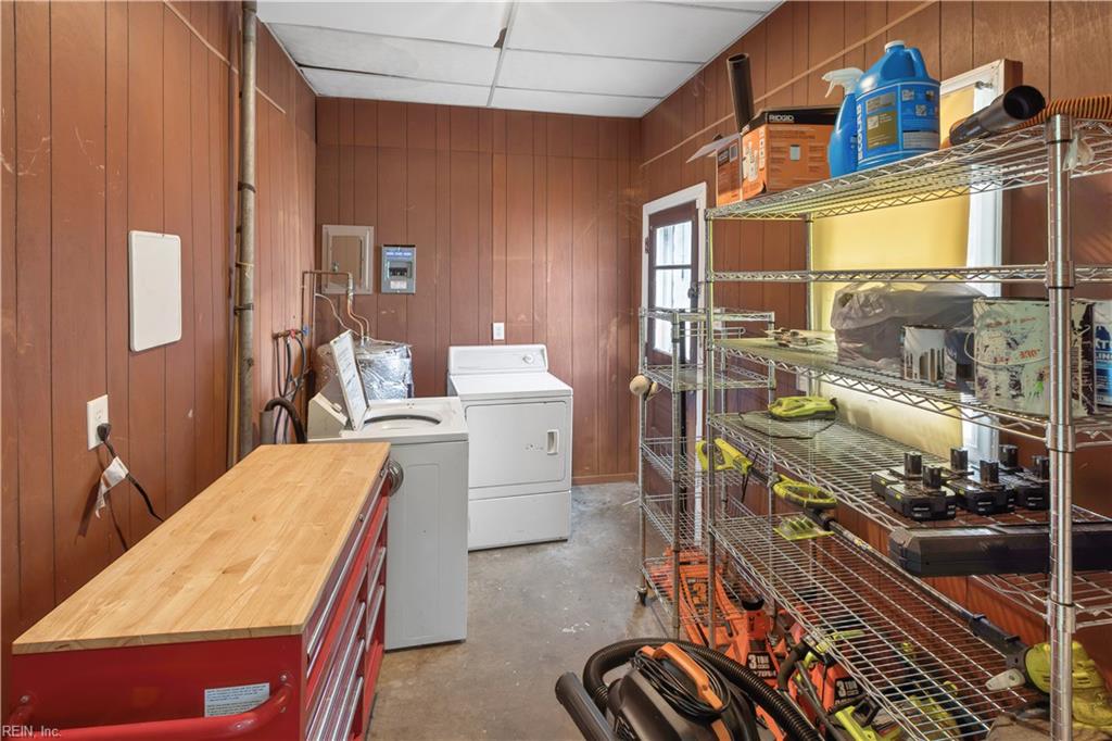 618 72nd St Property Photo 14