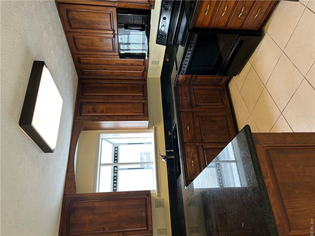 404 N First St Property Photo 13
