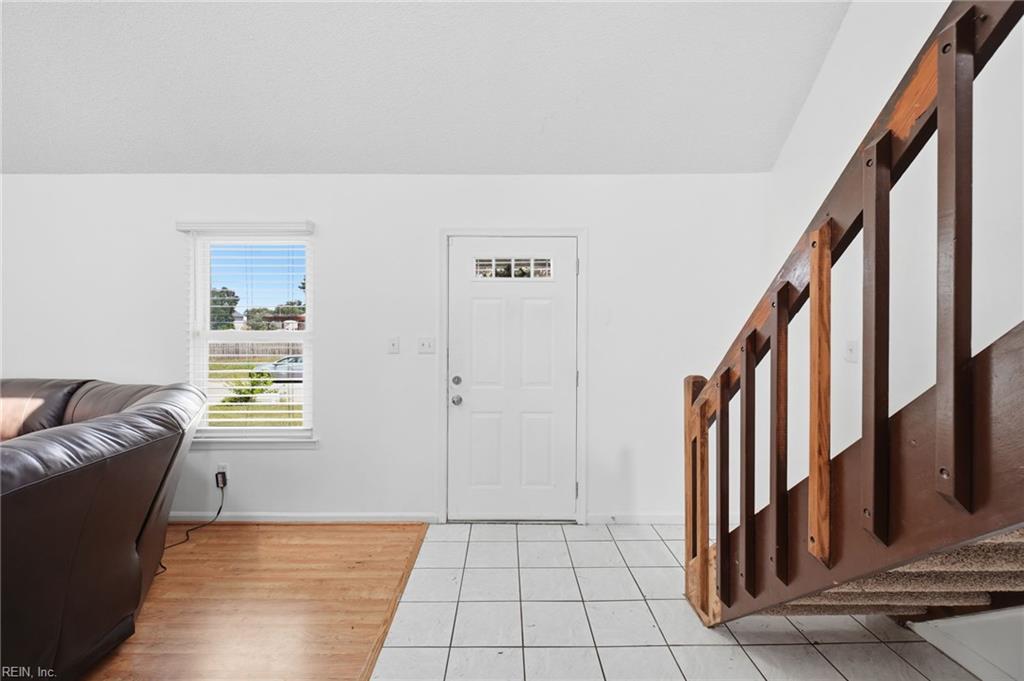 3705 Frazier Ln Property Photo 4