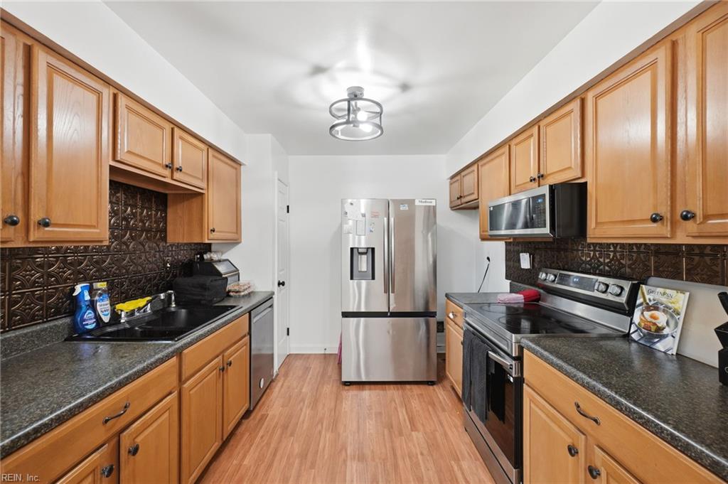 3705 Frazier Ln Property Photo 12