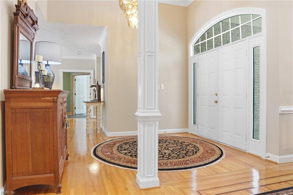 2068 Vaughan Rd Property Photo 4