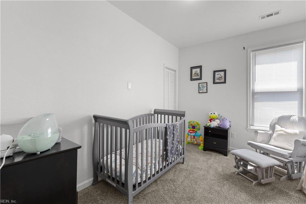 1019 Barney St Property Photo 20