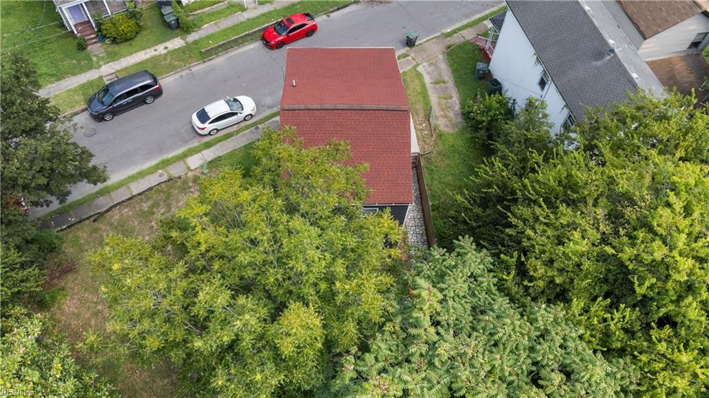 1019 Barney St Property Photo 25