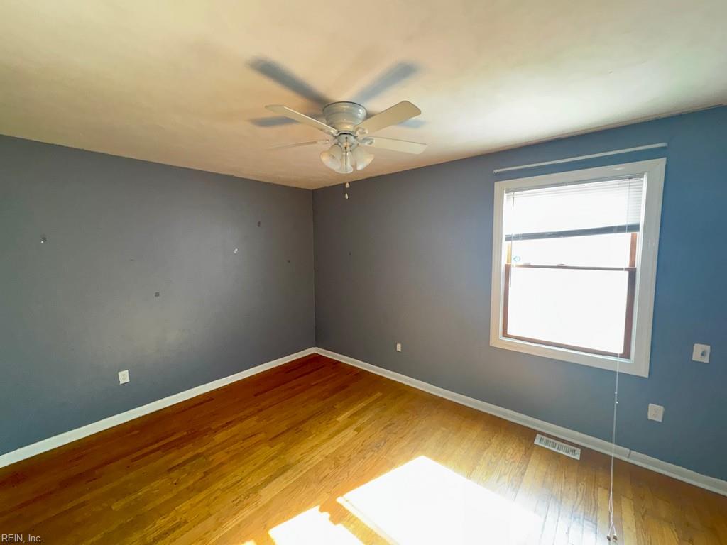 1324 Milton St Property Photo 5