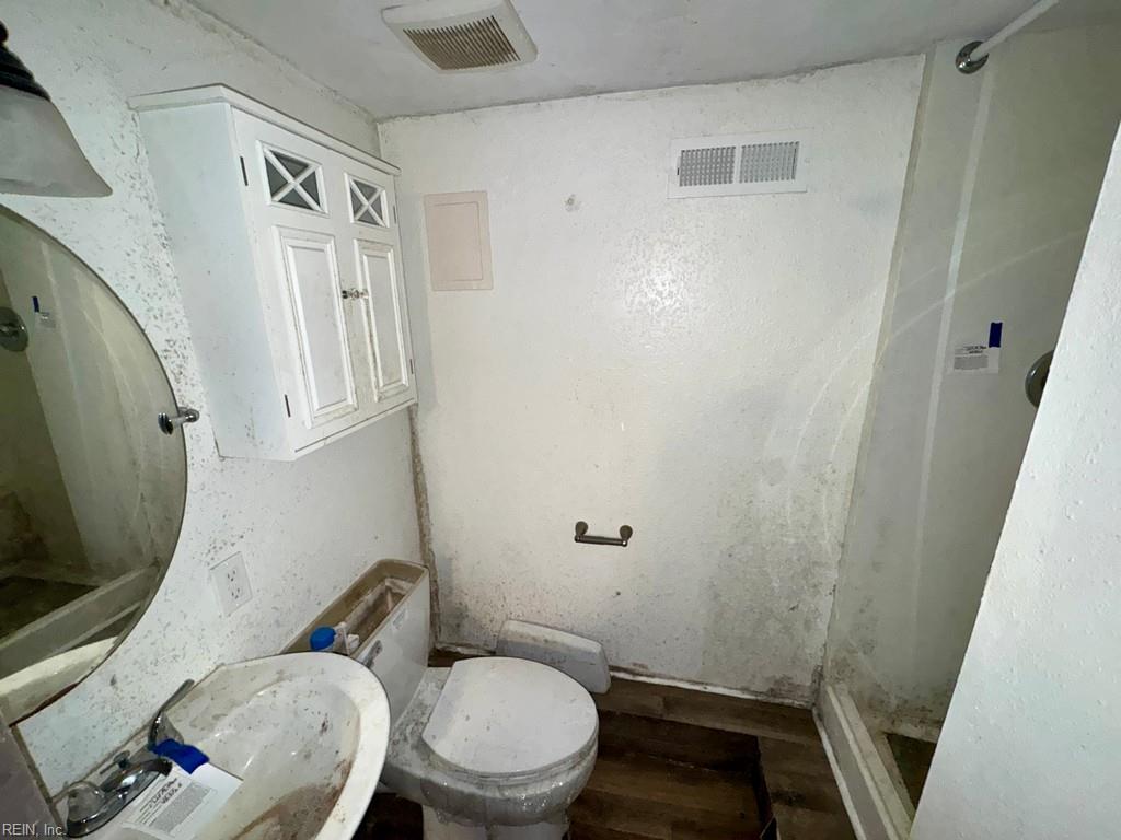 1324 Milton St Property Photo 28