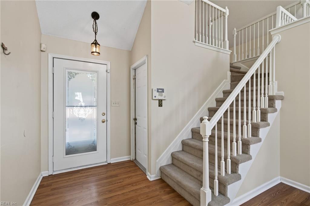 148 Berkshire Blvd Property Photo 10
