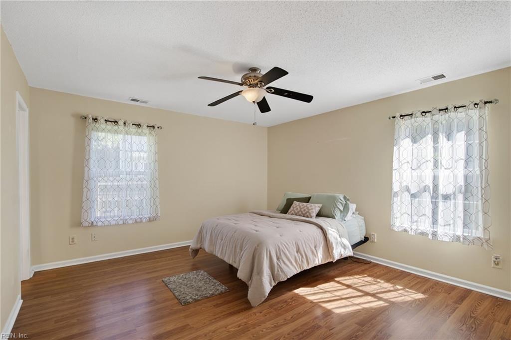 148 Berkshire Blvd Property Photo 23