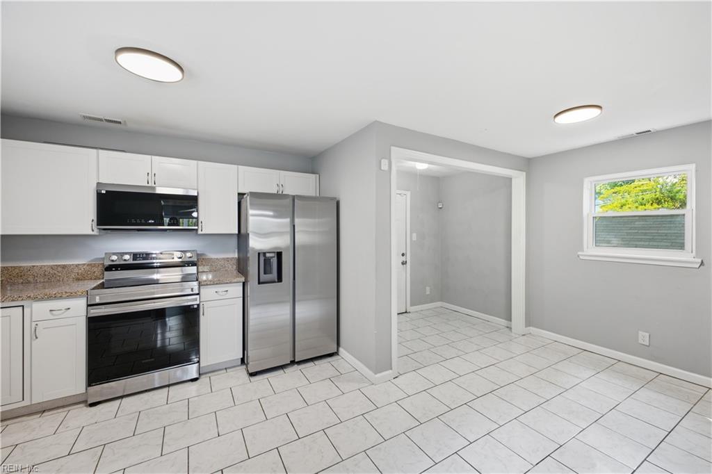 1902 Bay Ave Property Photo 6